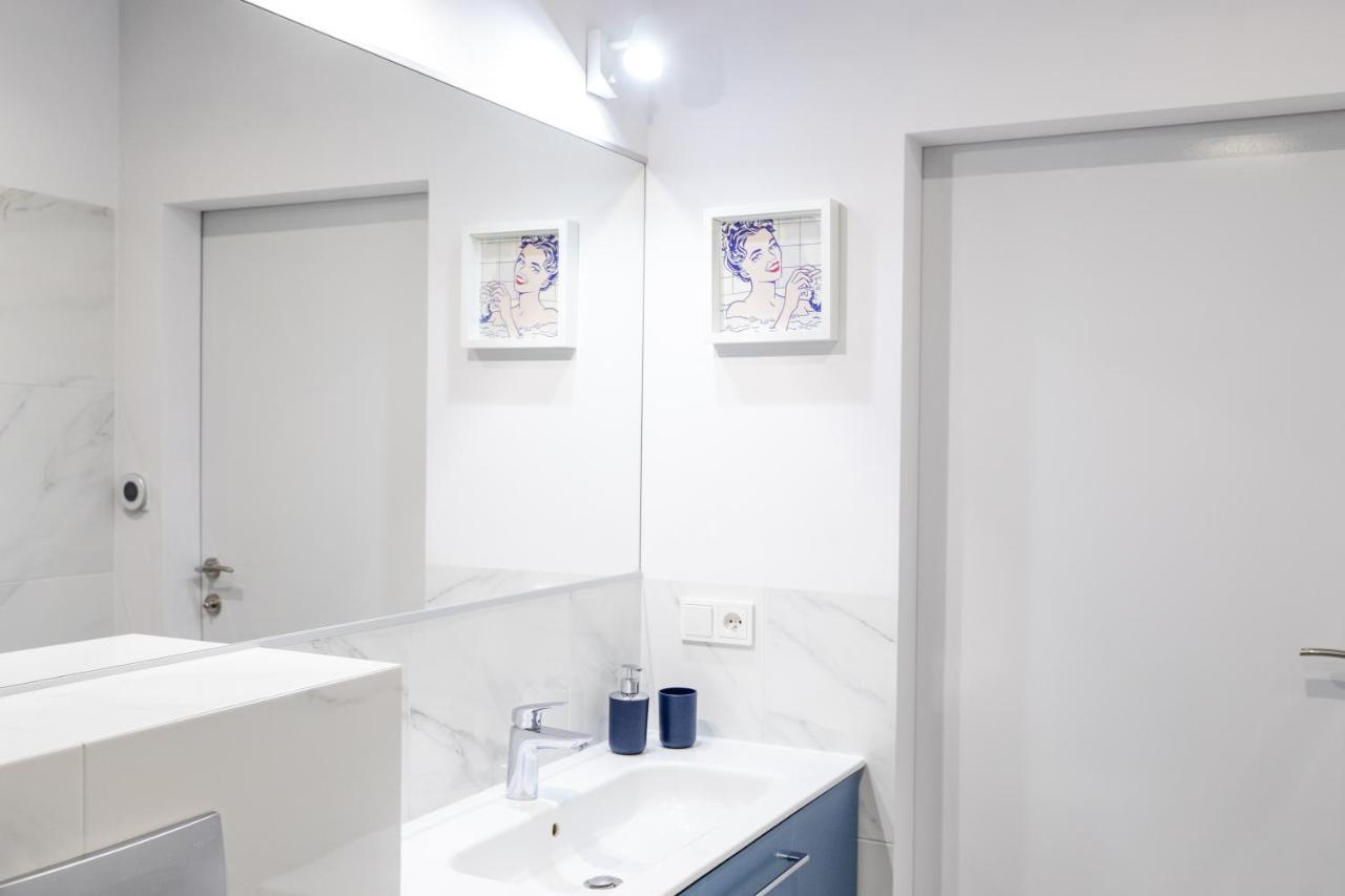 Apartament Z Basenem "Przy Morzu" Rewal Exterior photo